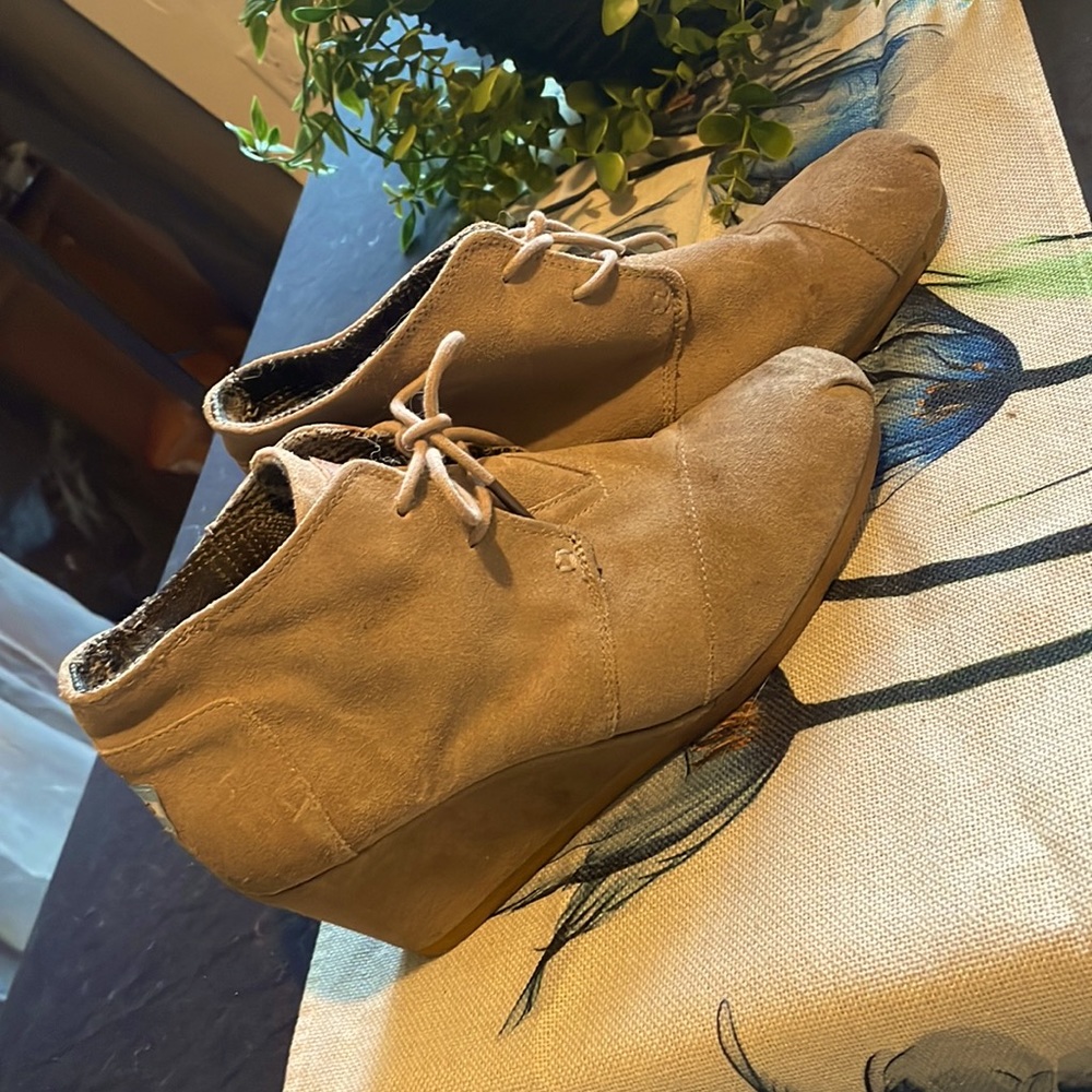 Toms ankle boots